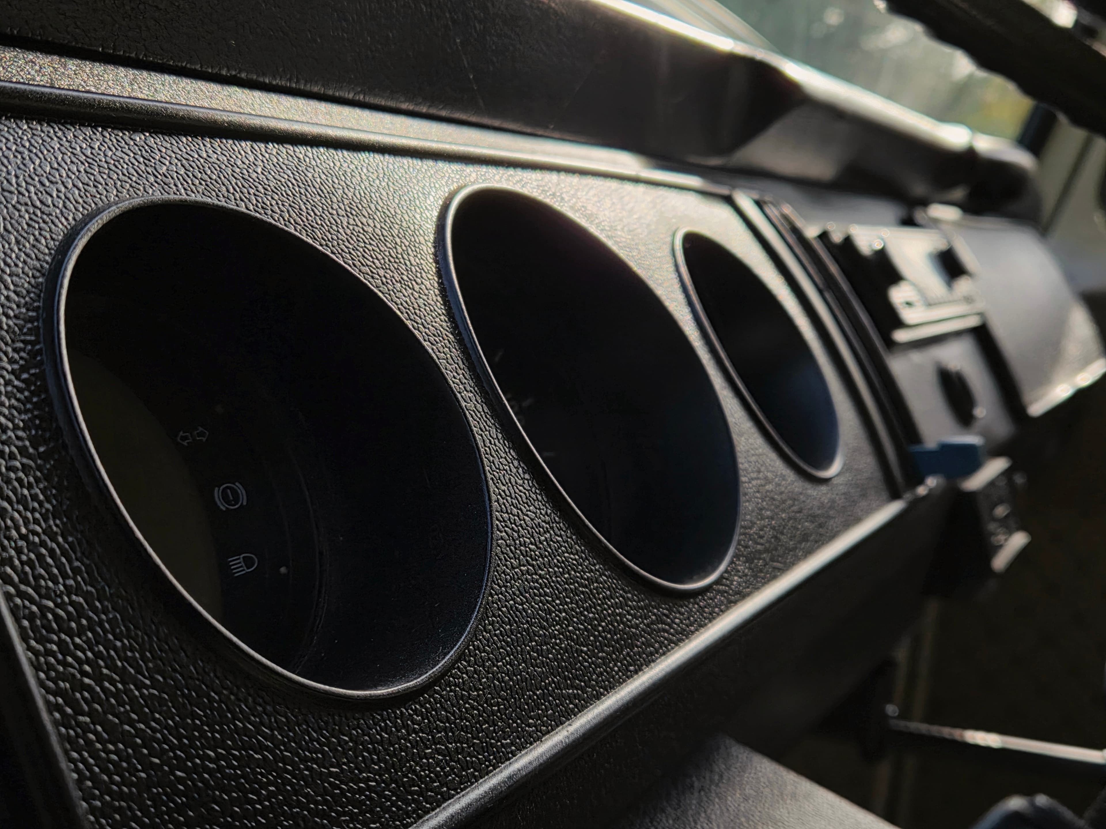 Classic VW Bully T2 in great condition in green and beige.