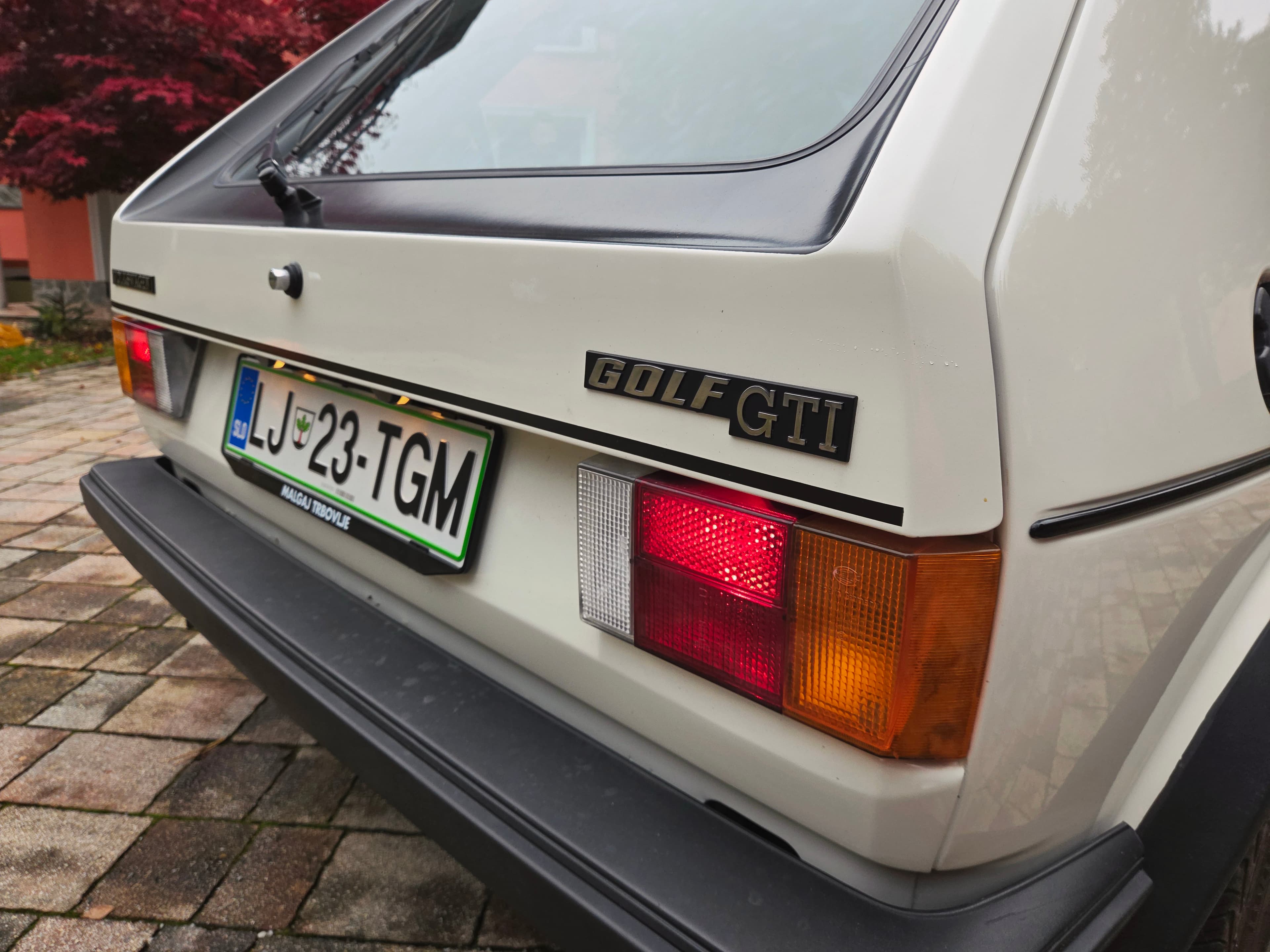 Classic VW Golf 1 GTI in Alpine White with sport wheels